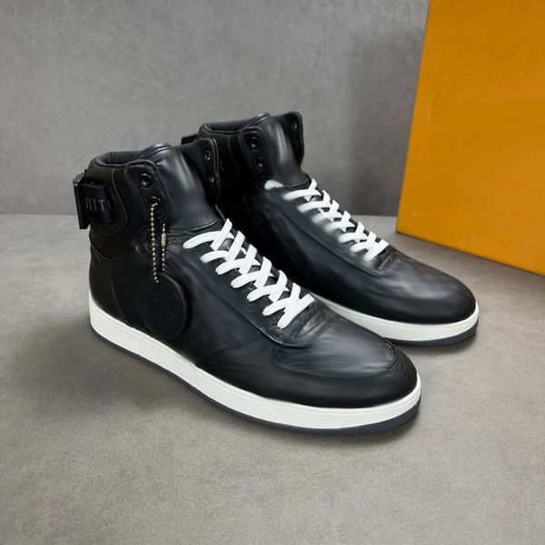 2023 men boots designer ankle boot real leather shoe fashion shoe shiny detachable nylon pouch combat outdoor thick bottom -n0133, Black
2023 men boots designer ankle boot real leather shoe fashion shoe shiny detachable nylon pouch combat outdoor thick bottom -n0133, Black