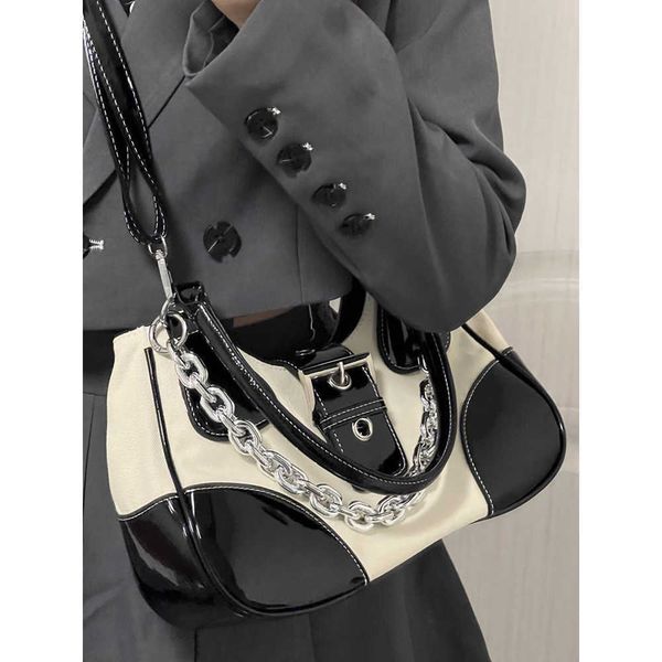 metal chain bags punk motobike crossbody bag women purses shoulder messenger pu black white y2k vintage handbag
metal chain bags punk motobike crossbody bag women purses shoulder messenger pu black white y2k vintage handbag