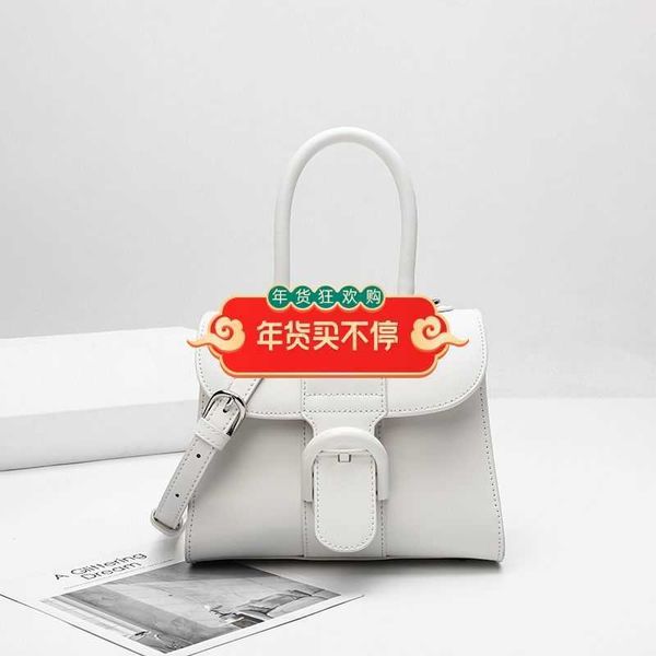 handbags delv fashion luxury bags genuine leather elegant classic one shoudler brillant belgium color cowhide horseshoe buckle crossbody bag
handbags delv fashion luxury bags genuine leather elegant classic one shoudler brillant belgium color cowhide horseshoe buckle crossbody bag