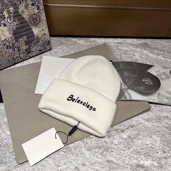 beanie designers luxurys wool hat solid color letters women beanie temperament hundred take fashion casual design hats couple models warmth, Blue;gray
beanie designers luxurys wool hat solid color letters women beanie temperament hundred take fashion casual design hats couple models warmth, Blue;gray