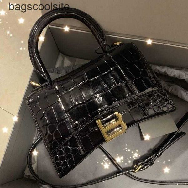 pattern small balencigas women class bags design bag 20 high b crocodile 2023 hourglass one designer shoulder handbag kzpk 00gf
pattern small balencigas women class bags design bag 20 high b crocodile 2023 hourglass one designer shoulder handbag kzpk 00gf
