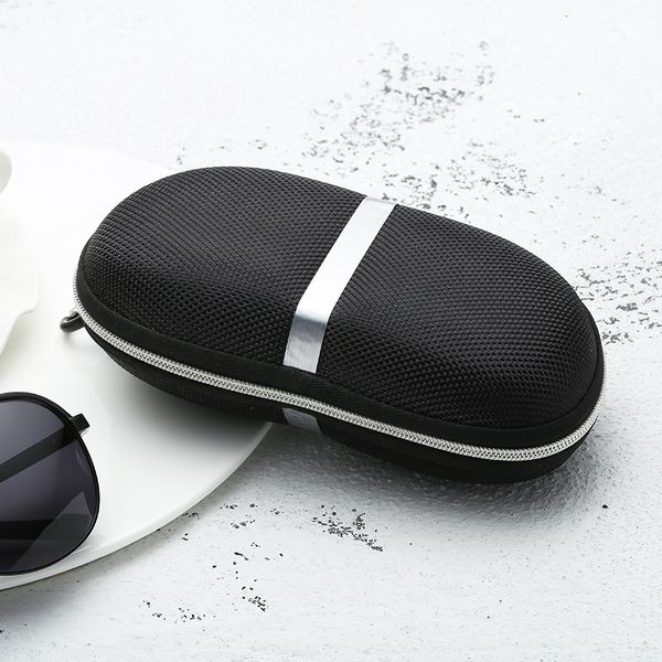 sunglasses cases black eyewear for women glasses box with lanyard zipper hard men cloth bag 221119
sunglasses cases black eyewear for women glasses box with lanyard zipper hard men cloth bag 221119