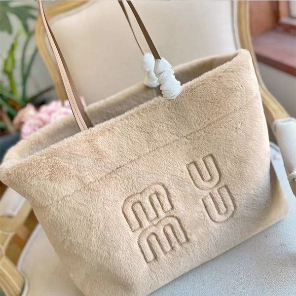 luxury shopping bag 2022 winter new handbag sweet adeline sherpa fashion miu designer malibel shoulder bag socialite temperament handbags wa
luxury shopping bag 2022 winter new handbag sweet adeline sherpa fashion miu designer malibel shoulder bag socialite temperament handbags wa