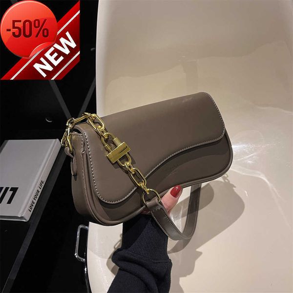 store has 80% off wholesale one shoulder armpit french stick small square bag for women 2023 fashionable versatile simple chain and high qua
store has 80% off wholesale one shoulder armpit french stick small square bag for women 2023 fashionable versatile simple chain and high qua