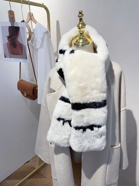 2022women's high-end thick wool warm cashmere scarf with a lovely fluffy collar, Blue;gray
2022women's high-end thick wool warm cashmere scarf with a lovely fluffy collar, Blue;gray