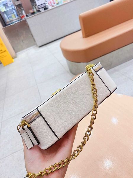 handbag clearance wholesale double small fragrant zipper mobile phone bag diamond chain shoulder messenger box camera square female
handbag clearance wholesale double small fragrant zipper mobile phone bag diamond chain shoulder messenger box camera square female