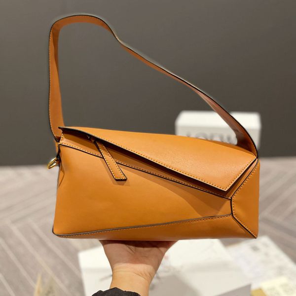 new designer shoulder bags ladies 2022 luxury leather handbag fashion puzzle hobo cosmetic totes underarm bag
new designer shoulder bags ladies 2022 luxury leather handbag fashion puzzle hobo cosmetic totes underarm bag