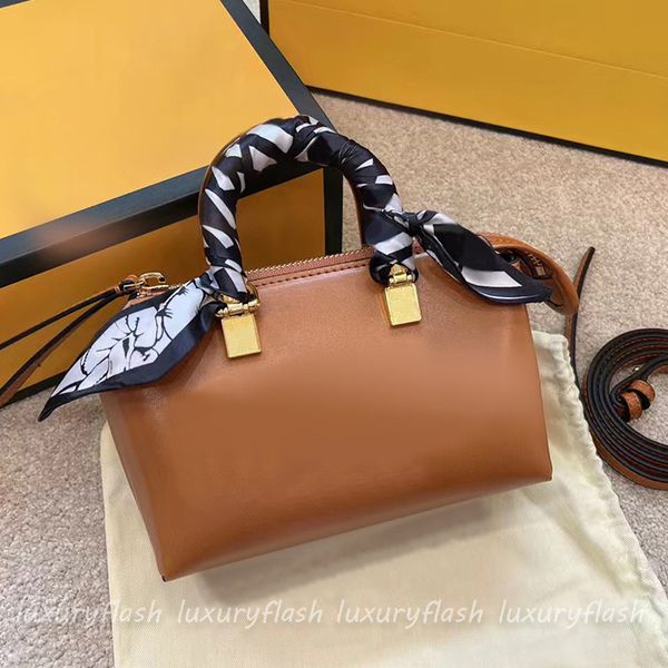 pillow bag mini totes handbags women designer classic crossbody bags fashion shoulder bag canvas lambswool leather with letter cross body 23
pillow bag mini totes handbags women designer classic crossbody bags fashion shoulder bag canvas lambswool leather with letter cross body 23
