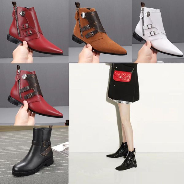 2022 women designer luxury martin boots fashion solid color leather metal letters casual pointed buckles boots platform chunky heel ankle lo, Black
2022 women designer luxury martin boots fashion solid color leather metal letters casual pointed buckles boots platform chunky heel ankle lo, Black