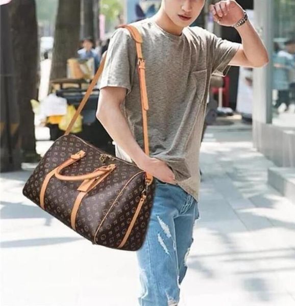 luxury fashion men women high-quality travel duffle bags brand designer luggage handbags with lock large capacity sport bag size54cm 6525
luxury fashion men women high-quality travel duffle bags brand designer luggage handbags with lock large capacity sport bag size54cm 6525