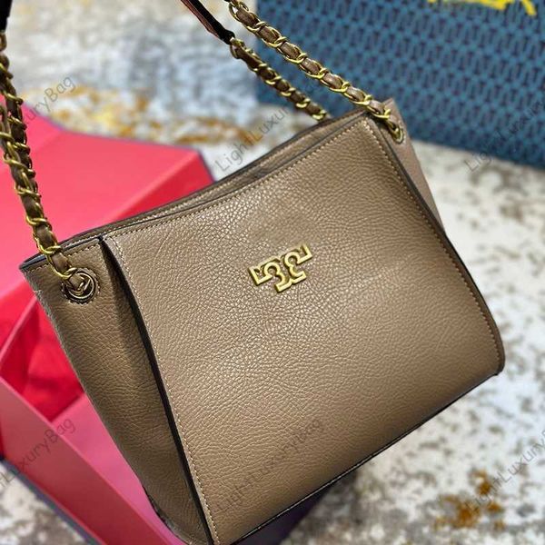 designer luxury women the tote bag fashion versatile handbags shoulder crossbody bags purse tories totes large capacity saddle wallets 7a g9
designer luxury women the tote bag fashion versatile handbags shoulder crossbody bags purse tories totes large capacity saddle wallets 7a g9