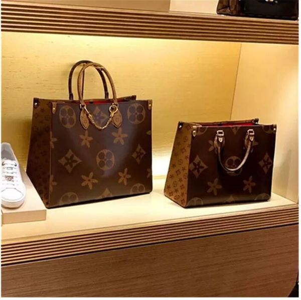 2022 luxury designer brand leather bag ladies crossbody shoulder bag fashion embossed thick chain bag double zipper
2022 luxury designer brand leather bag ladies crossbody shoulder bag fashion embossed thick chain bag double zipper