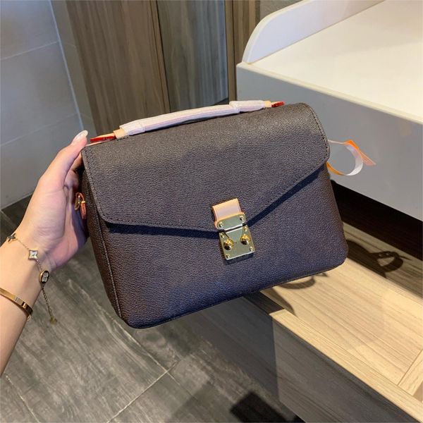 wallets fashion shoulder bag totes handbags purses tote wallet postman hasp crossbody backpack messenger purse shopping women luxurys design
wallets fashion shoulder bag totes handbags purses tote wallet postman hasp crossbody backpack messenger purse shopping women luxurys design