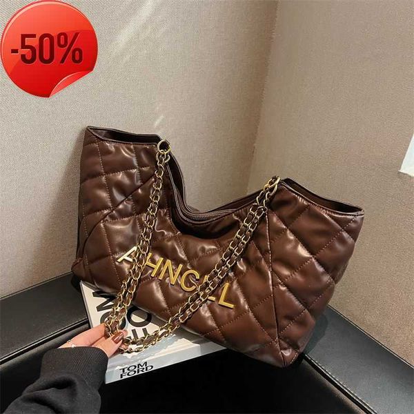 handbag clearance wholesale bag women's autumn and winter new 2023 fashion trend rhombic chain one shoulder underarm popular large capa
handbag clearance wholesale bag women's autumn and winter new 2023 fashion trend rhombic chain one shoulder underarm popular large capa