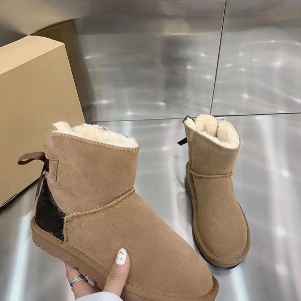 2022 sell classical design bow u boots op28 women snow boots bowknot keep warm short winter genuine leather sheepskin plush boots, Black
2022 sell classical design bow u boots op28 women snow boots bowknot keep warm short winter genuine leather sheepskin plush boots, Black