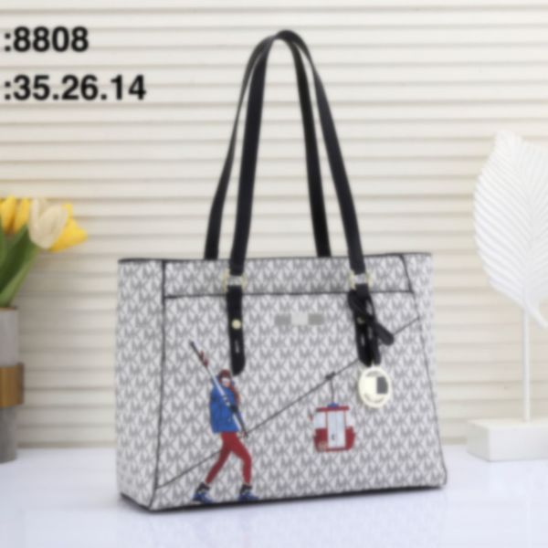 2022 new arrival womens shoulder bags luxury designer women crossbady handbags michaels kor mks ggss louisss vuttonss lvss 8808
2022 new arrival womens shoulder bags luxury designer women crossbady handbags michaels kor mks ggss louisss vuttonss lvss 8808