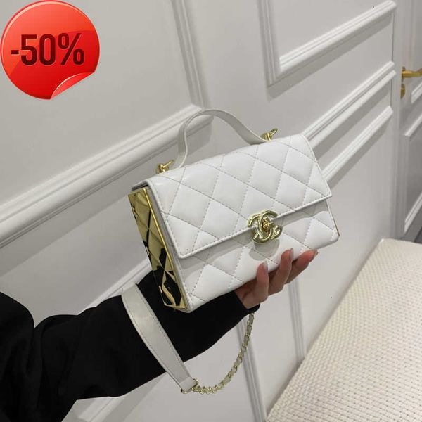 handbag clearance wholesale small fragrant bag 2023 new fashion high rhombic square one shoulder crossbody versatile
handbag clearance wholesale small fragrant bag 2023 new fashion high rhombic square one shoulder crossbody versatile