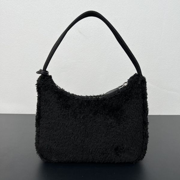 designer fluff re-edition 2000 fur hobo bags winter soft long lamb wool handbags women villi underarm bags black letter printing triangle
designer fluff re-edition 2000 fur hobo bags winter soft long lamb wool handbags women villi underarm bags black letter printing triangle