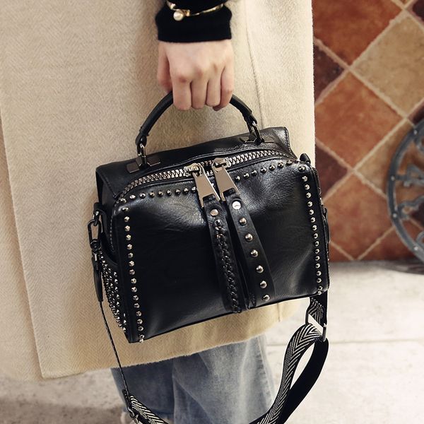 waist bags brand women leather handbags fashion rivet female black high capacity crossbody for ladies luxury shoulder 221119
waist bags brand women leather handbags fashion rivet female black high capacity crossbody for ladies luxury shoulder 221119