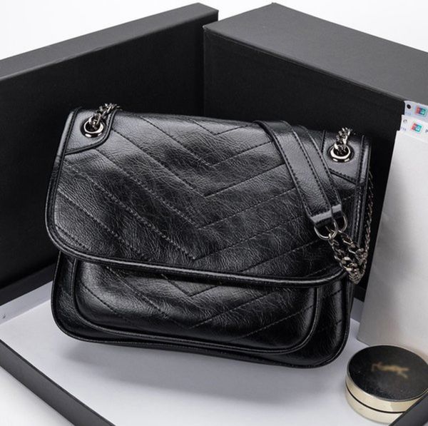 luxurys designer bags large capacity real leather bag crossbody shoulder fashion womens handbag shoppingbag card holder multi pochette chain
luxurys designer bags large capacity real leather bag crossbody shoulder fashion womens handbag shoppingbag card holder multi pochette chain