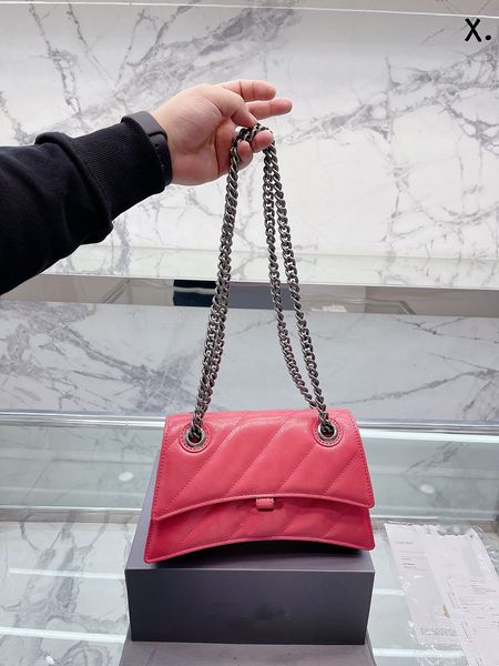 7a genuine leather hourglass bag handle fashion tote bags half moon crossbody women's luxury designer clutch flap chain shoulder bag le
7a genuine leather hourglass bag handle fashion tote bags half moon crossbody women's luxury designer clutch flap chain shoulder bag le