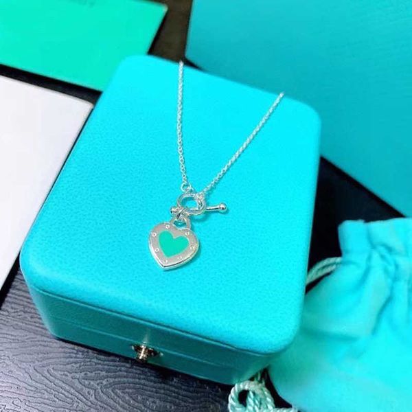 letter desingers luxurys pendant necklace luxury design removable necklace very good, Silver
letter desingers luxurys pendant necklace luxury design removable necklace very good, Silver