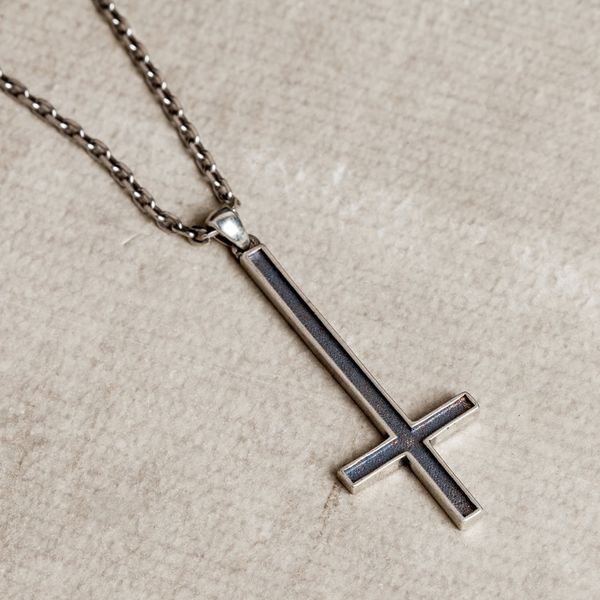 pendant necklaces 925 sterling silver satan inverted cross pendant necklace devil lucifer satanism jewelry 221118
pendant necklaces 925 sterling silver satan inverted cross pendant necklace devil lucifer satanism jewelry 221118