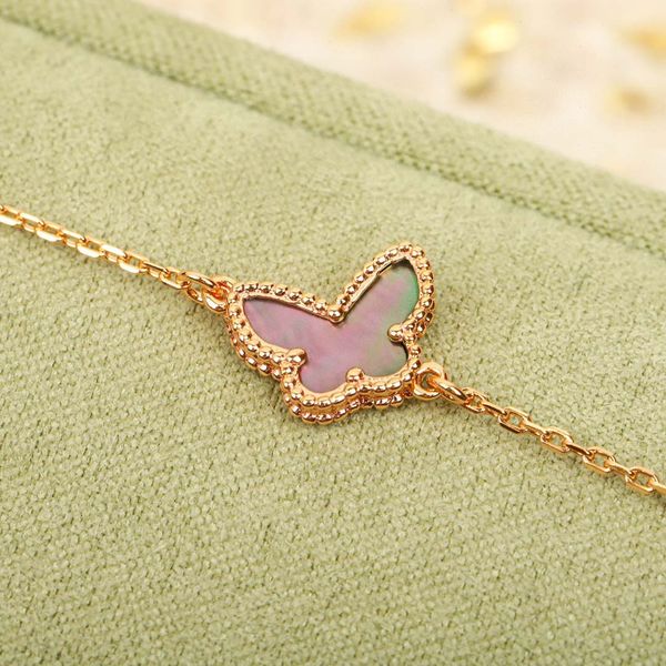2022 luxury quality charm pendant necklace with butterfly shape in two colors plated have box stamp ps4957, Golden;silver
2022 luxury quality charm pendant necklace with butterfly shape in two colors plated have box stamp ps4957, Golden;silver