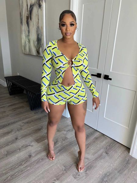 women's two piece pants summer two piece set women fashion deep v-neck long-sleeved and shorts slim two piece pants suit women t221012, White
women's two piece pants summer two piece set women fashion deep v-neck long-sleeved and shorts slim two piece pants suit women t221012, White