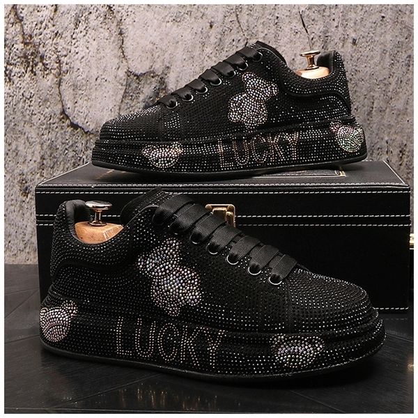 height increasing shoes spikes flat leather fashion men embroidery loafer dress smoking slipper casual diamond shoe 38-44 221118, Black;white
height increasing shoes spikes flat leather fashion men embroidery loafer dress smoking slipper casual diamond shoe 38-44 221118, Black;white