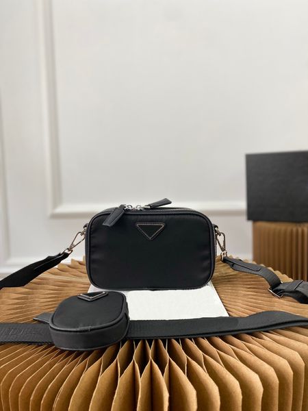 hobo designer luxury inclined shoulder bag fashion trends men chain purposes nylon bags woman bag
hobo designer luxury inclined shoulder bag fashion trends men chain purposes nylon bags woman bag
