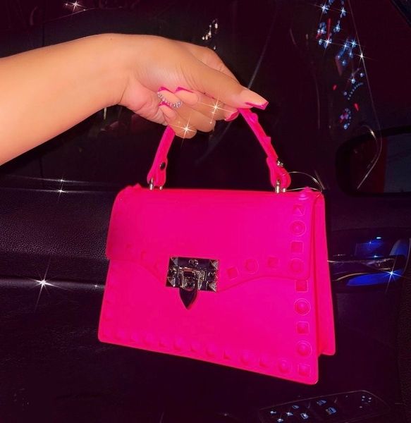 evening bag handbags rivet shoulder jelly casual ladies lock matte pu leather designer fashion crossbody 221119
evening bag handbags rivet shoulder jelly casual ladies lock matte pu leather designer fashion crossbody 221119