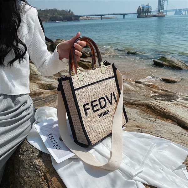 red canvas straw woven tote bag women's letter one shoulder diagonal handbag new handbags sale
red canvas straw woven tote bag women's letter one shoulder diagonal handbag new handbags sale