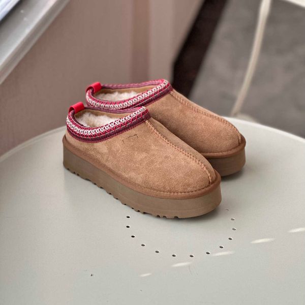 luxury slippers designer sipper tazz tasman autumn winter sheep skin fur integrated thick soled slipper knitting ethnic wind wool shoes wear, Black
luxury slippers designer sipper tazz tasman autumn winter sheep skin fur integrated thick soled slipper knitting ethnic wind wool shoes wear, Black