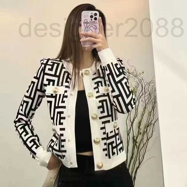 women's sweaters designer balman knitted round neck long sleeve cardigan 2022 early autumn coat letter color contrast short versatile d, White;black
women's sweaters designer balman knitted round neck long sleeve cardigan 2022 early autumn coat letter color contrast short versatile d, White;black