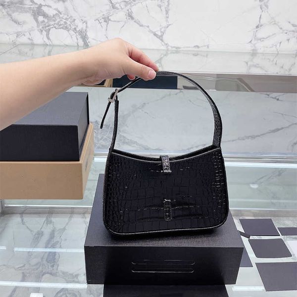 women luxurys designer bags handbag fashion for men handbags lady messenger shoulder bag luxury crossbody subaxillary bag wallet backpack
women luxurys designer bags handbag fashion for men handbags lady messenger shoulder bag luxury crossbody subaxillary bag wallet backpack