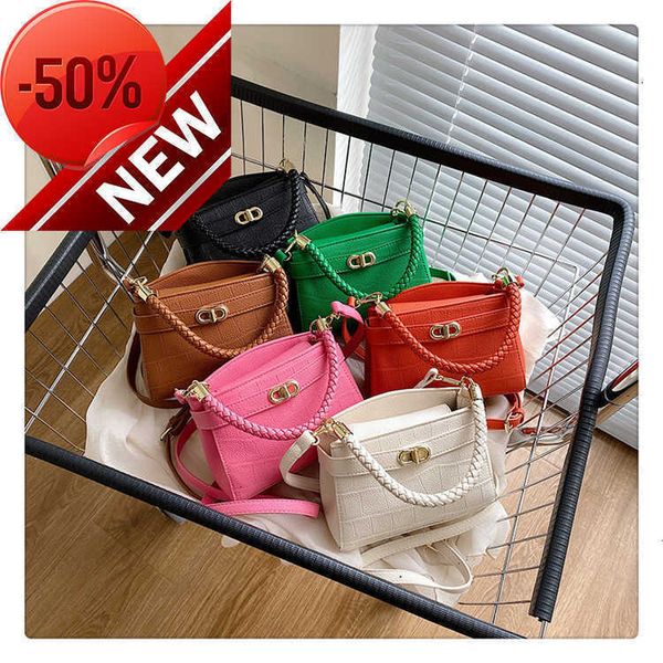 store has 80% off wholesale women's small bag 2023 trendy summer fashion handbag litchi pattern shoulder temperament messenger
store has 80% off wholesale women's small bag 2023 trendy summer fashion handbag litchi pattern shoulder temperament messenger