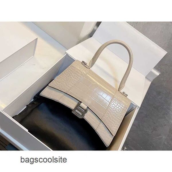 2022 bag bags balencigas handbags designer b-letters shoulder crossbody one women luxurys y4hp hourglass balenca f4fx 32f6
2022 bag bags balencigas handbags designer b-letters shoulder crossbody one women luxurys y4hp hourglass balenca f4fx 32f6