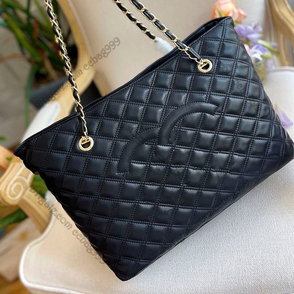 womens lager capacity french shopping bags black white diamond pattern embroidery tote bag designer shoulder crossbody double chain genuine
womens lager capacity french shopping bags black white diamond pattern embroidery tote bag designer shoulder crossbody double chain genuine