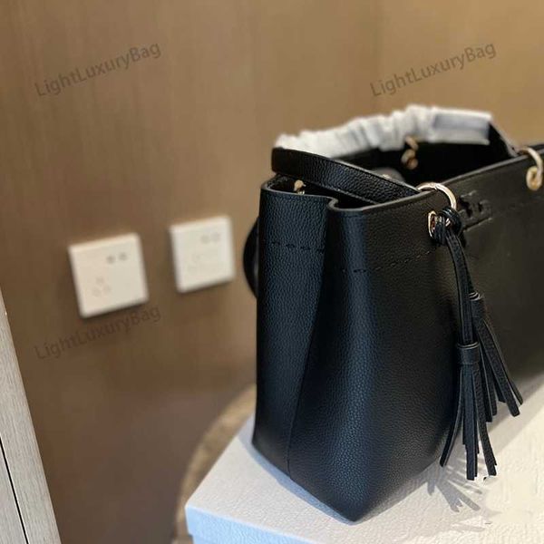 designer luxury women bag torys handbag tb fashion inclined shoulder bags versatile purses tories burchs totes large capacity saddle wallet
designer luxury women bag torys handbag tb fashion inclined shoulder bags versatile purses tories burchs totes large capacity saddle wallet