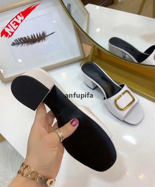 shoes new vlogo black low heeled slippers fashion women s sandals rw0s0m60 hws 0no x06 valentinoes valentinoity nmg ufr
shoes new vlogo black low heeled slippers fashion women s sandals rw0s0m60 hws 0no x06 valentinoes valentinoity nmg ufr