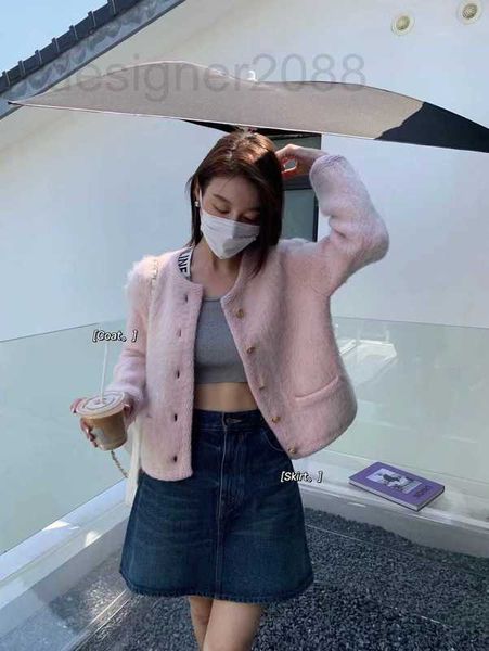 women's jackets designer 2022 early autumn ce family tan songyun same light pink gold button mohair round neck knitted cardigan women a, Black;brown
women's jackets designer 2022 early autumn ce family tan songyun same light pink gold button mohair round neck knitted cardigan women a, Black;brown