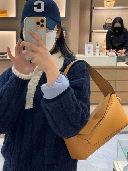 designer luxury women bag lowe handbags totes womens crossbody loulous puzzle handbag loweitys 5a quality cubi shoulder fashion capacity ver
designer luxury women bag lowe handbags totes womens crossbody loulous puzzle handbag loweitys 5a quality cubi shoulder fashion capacity ver