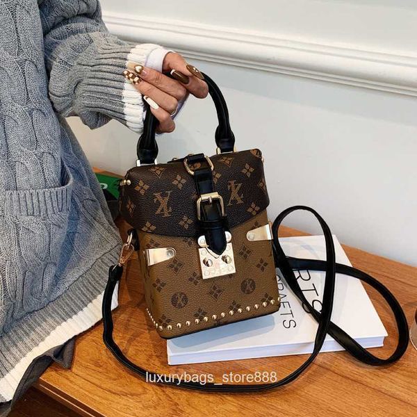 store clearance wholesale design bags 95% off small women 2023 new fashion printed women's portable single shoulder messenger rivet squ
store clearance wholesale design bags 95% off small women 2023 new fashion printed women's portable single shoulder messenger rivet squ