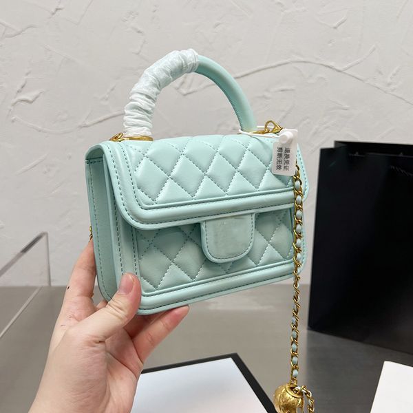 2022ss womens mini flap co handle bags lambskin genuine leather quilted gold metal hardware matelasse chian crossbody vanity cosmetic case h
2022ss womens mini flap co handle bags lambskin genuine leather quilted gold metal hardware matelasse chian crossbody vanity cosmetic case h