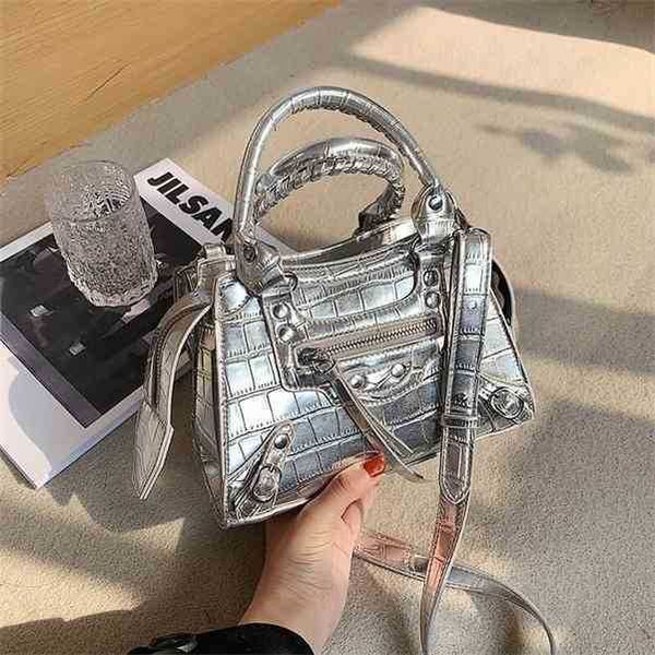 balencaigass designer handbags this women's year's 2022 autumn and winter chaowang red single shoulder messenger bag high sense fa
balencaigass designer handbags this women's year's 2022 autumn and winter chaowang red single shoulder messenger bag high sense fa
