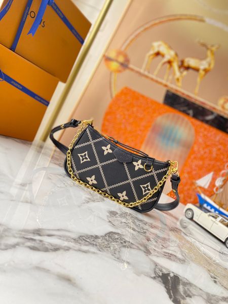 new designer handbag luxury bag classic embossed craft women's cross body shoulder bag with adjustable leather shoulder strap
new designer handbag luxury bag classic embossed craft women's cross body shoulder bag with adjustable leather shoulder strap