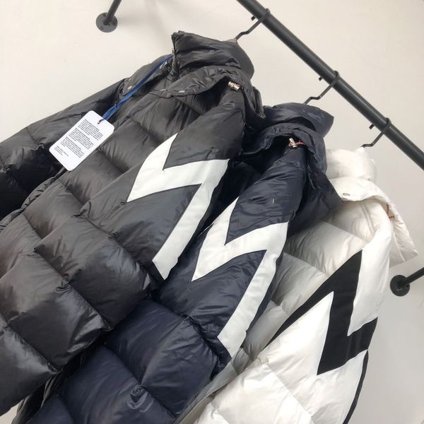 designer mens winter salzman down jackets parkas light windbreaker hoodie black white puffer outerwear man italy italian luxury
designer mens winter salzman down jackets parkas light windbreaker hoodie black white puffer outerwear man italy italian luxury