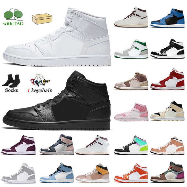 2022 fashion 1s mens basketball shoes jumpman 1 women men sneakers a ma maniere mid triple black grey pine green carbon fiber barely orange
2022 fashion 1s mens basketball shoes jumpman 1 women men sneakers a ma maniere mid triple black grey pine green carbon fiber barely orange