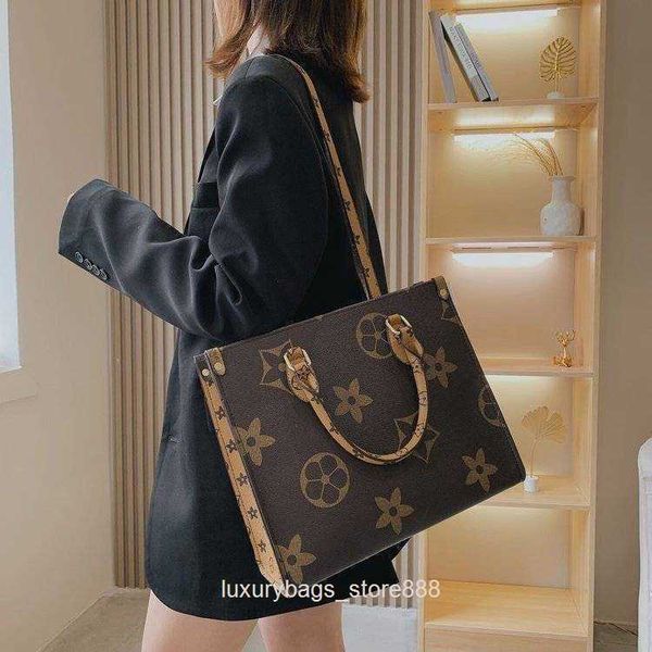 handbag clearance wholesale large capacity bag women's new color matching flower shopping one shoulder tote pet backpack
handbag clearance wholesale large capacity bag women's new color matching flower shopping one shoulder tote pet backpack